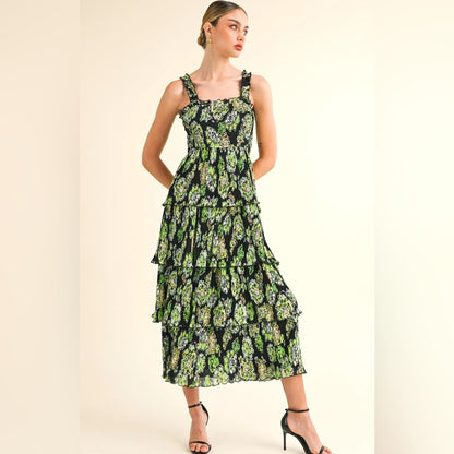 NWT SIZE M Green and White Tiered Ruffled Maxi Dress