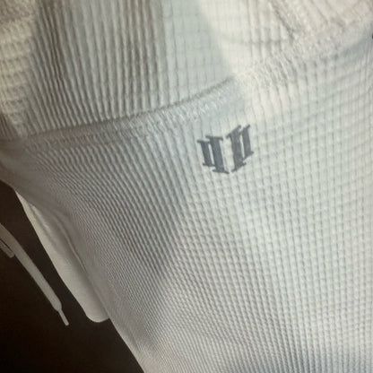 NWT SIZE M EleVen by Venus Williams White Textured Athletic Shorts