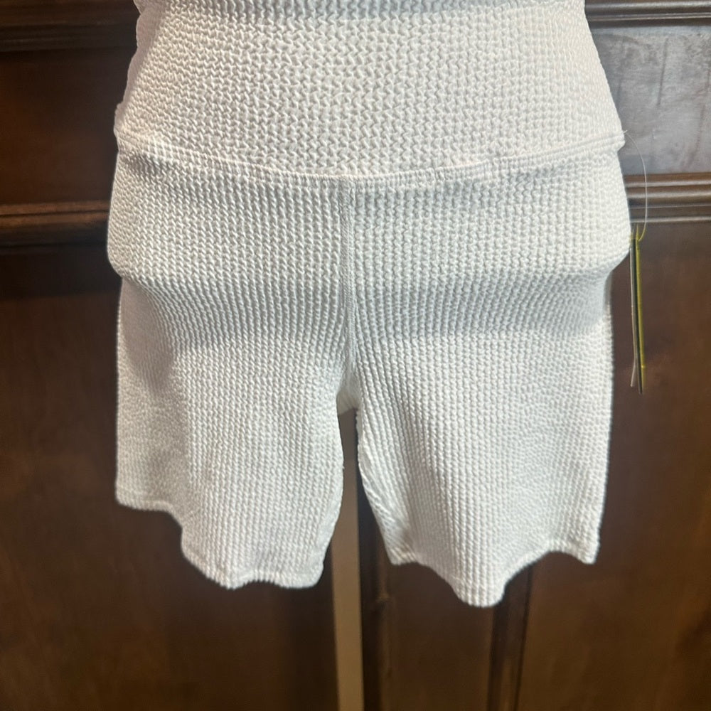 NWT SIZE XS EleVen by Venus Williams High Waist White Athletic Shorts