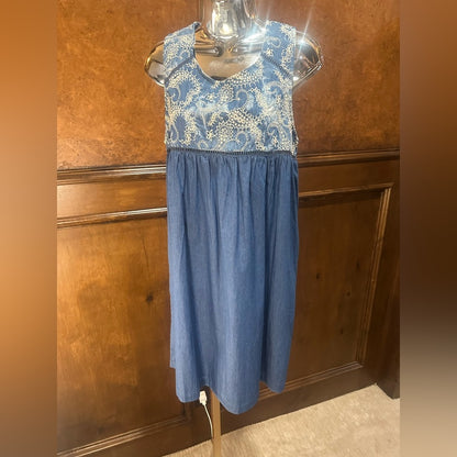 NWT SIZE M Hayden Blue and White Tiered Midi Sundress
