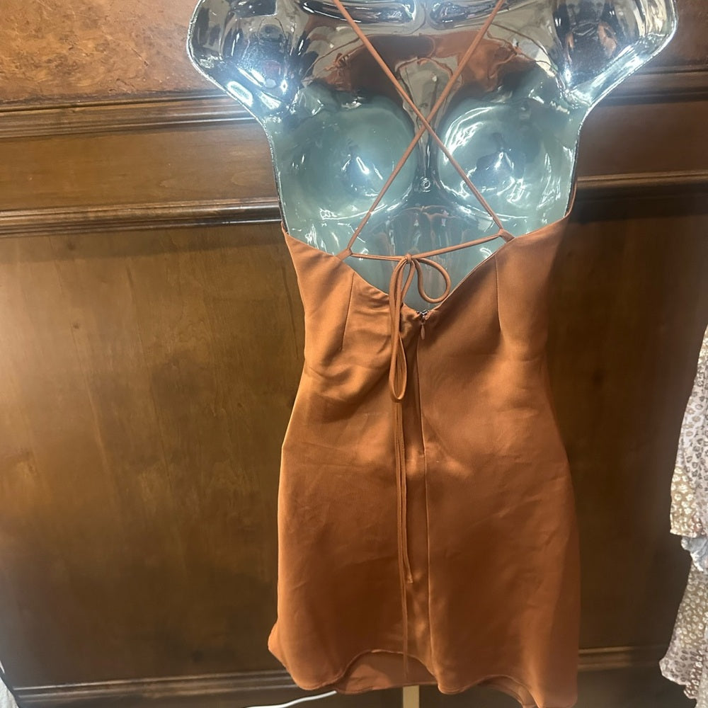 NWT SIZE S Line & Dot Ruched Bodycon Mini Dress in Brown and Orange