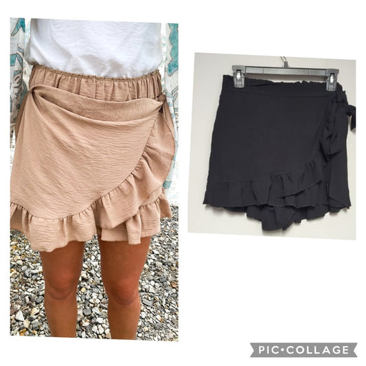 SIZE XXXL Black Ruffled Wrap Mini Skorts for Resort Wear