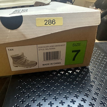 286. NEW SIZE 7 Eddie Bauer Cream Ankle Boots with Durable Sole