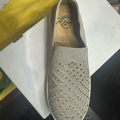 298. NEW SIZE 9 White Mountain Tan Sneakers with Sparkly Embellishments