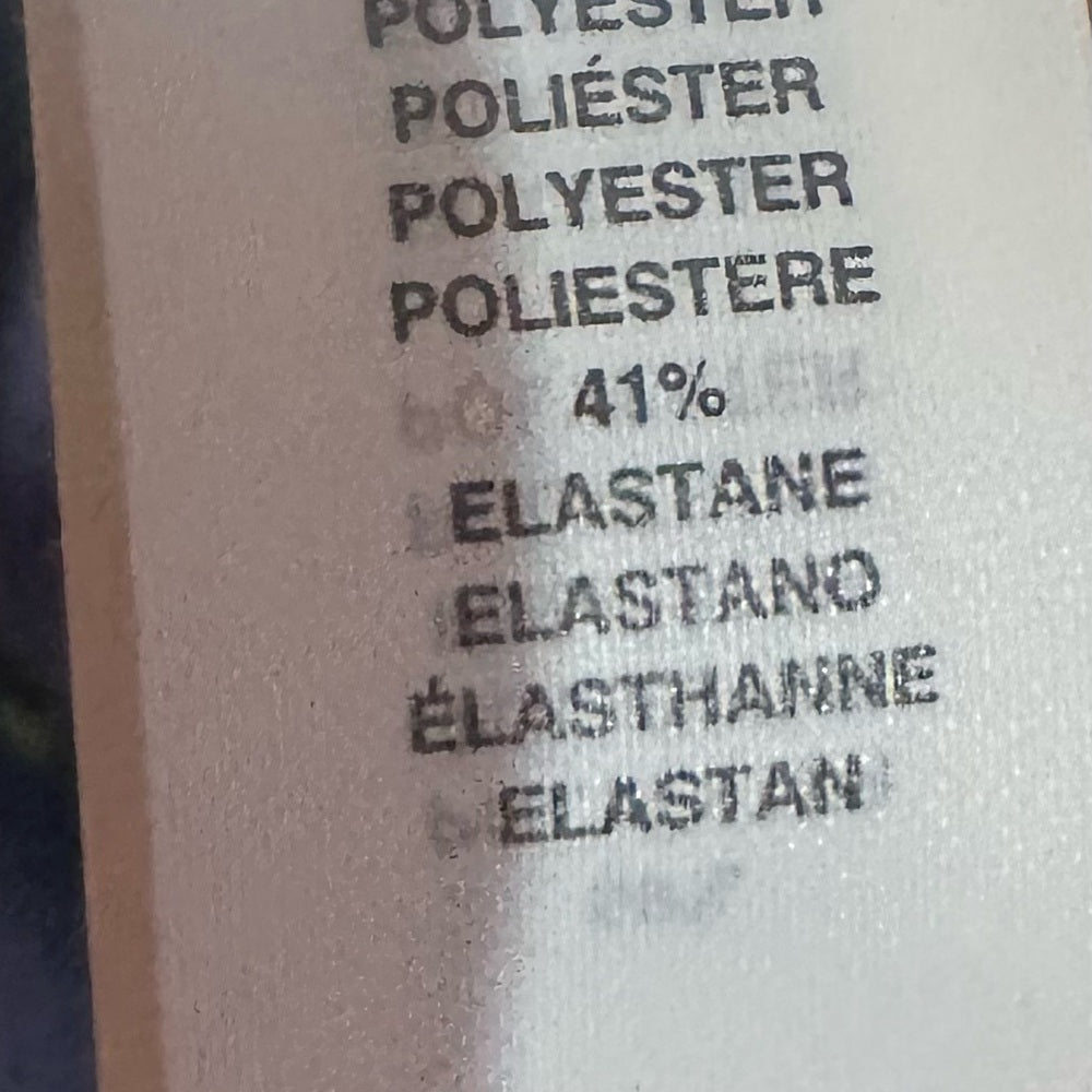 NWT SIZE M EleVen by Venus Williams Blue Crop Top with Love Detail