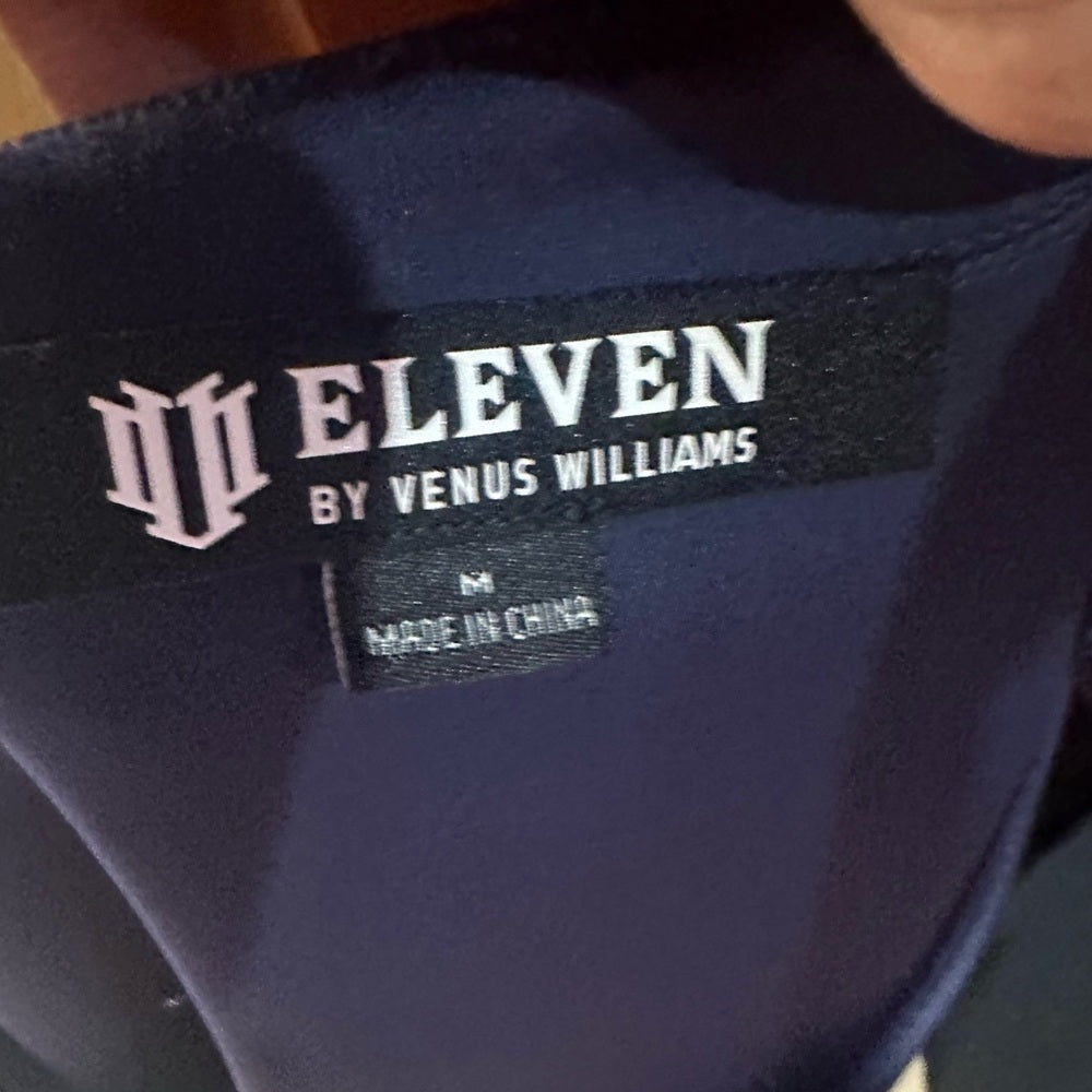 NWT SIZE M EleVen by Venus Williams Blue Crop Top with Love Detail