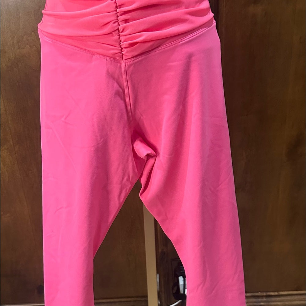 NWT SIZE M EleVen by Venus Williams Pink Performance Leggings
