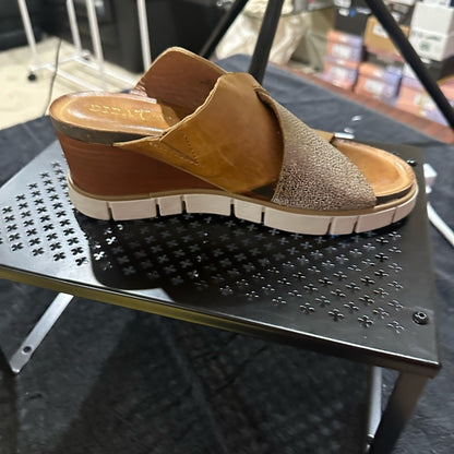 327. SIZE 8 Diba Tan and Silver Crossover Wedges