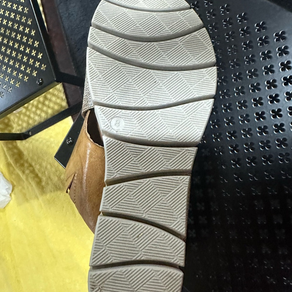 327. SIZE 8 Diba Tan and Silver Crossover Wedges