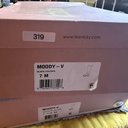 319. NEW SIZE 7 Sleek Black Over the Knee Boots with Block Heel