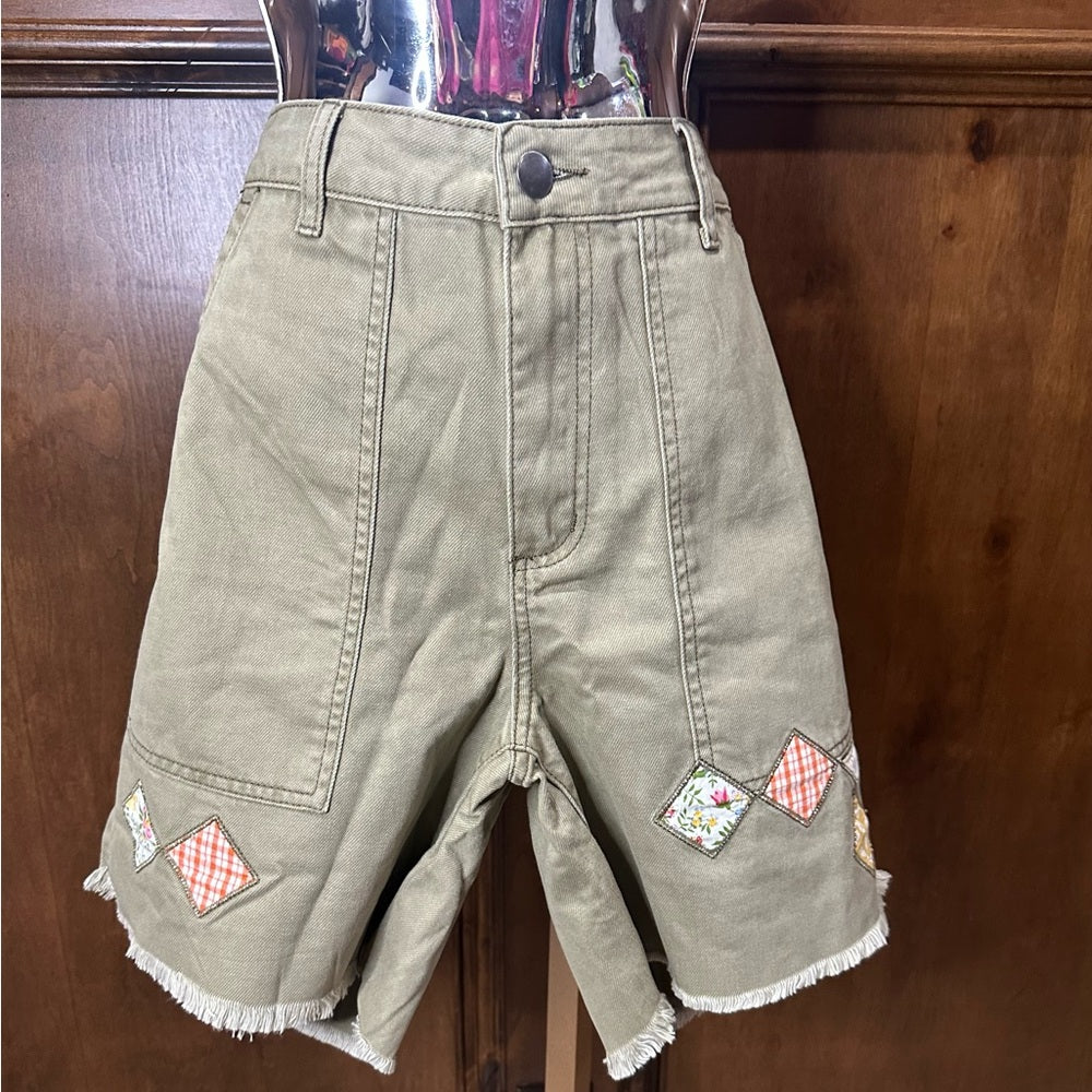 NWT SIZE L Easel Tan Bermuda Shorts Relaxed Fit Cotton Blend