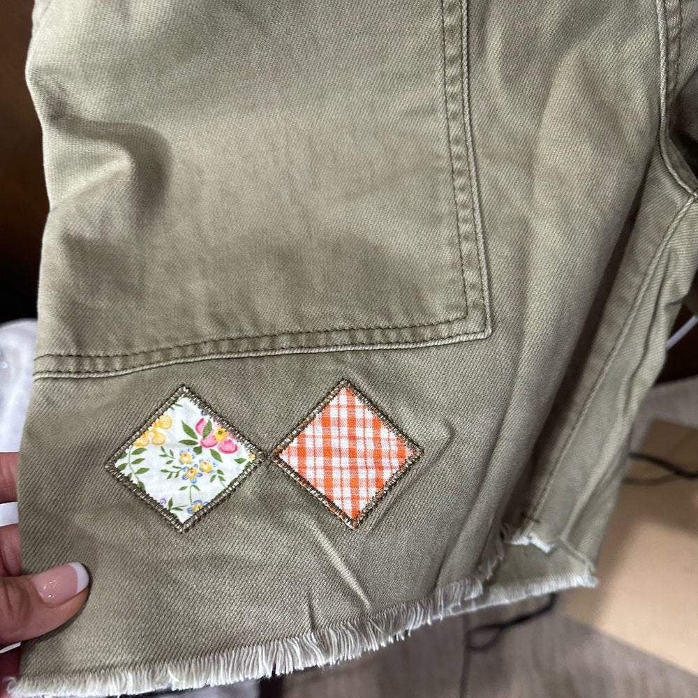 NWT SIZE L Easel Tan Bermuda Shorts Relaxed Fit Cotton Blend