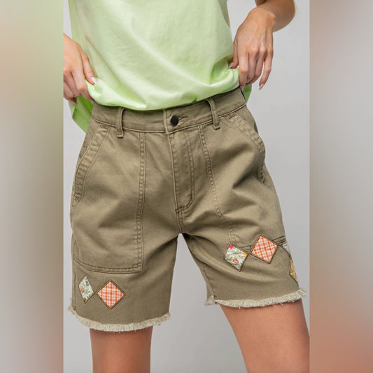 NWT SIZE L Easel Tan Bermuda Shorts Relaxed Fit Cotton Blend