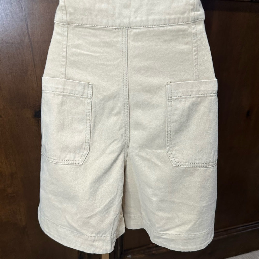 NWT SIZE L Easel Cream High Waist Pleated Shorts
