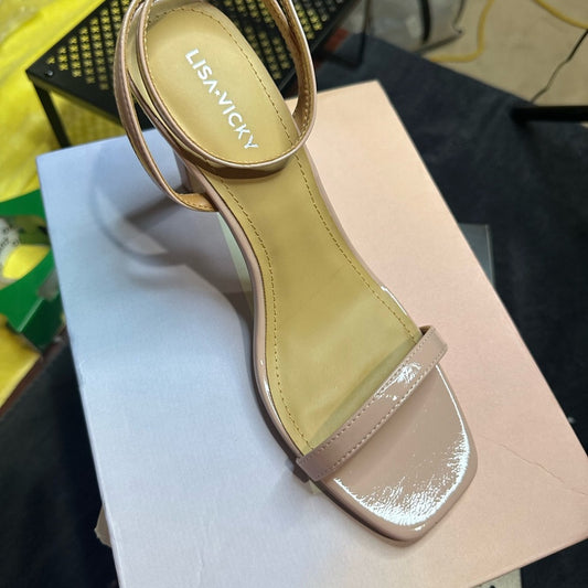 310. NEW SIZE 9 Lisa Vicky Pink Heels with Modern Sophistication
