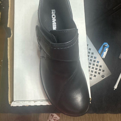 330. NEW SIZE 6/6.5 Romika Black Slip-On Loafers with Timeless Comfort