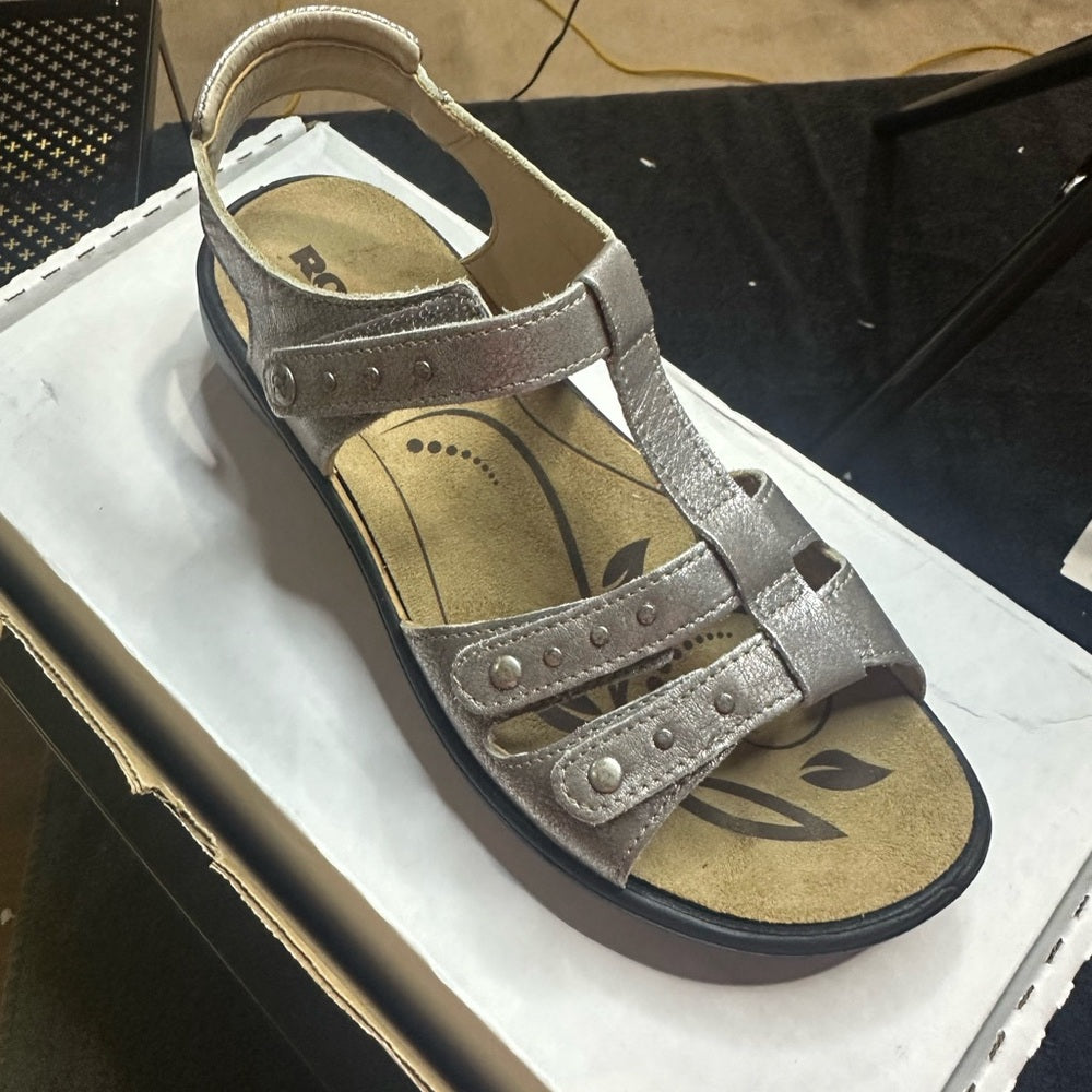 334. NEW SIZE 7/7.5/37 Black and Gray Sandals with Cushioned Footbed