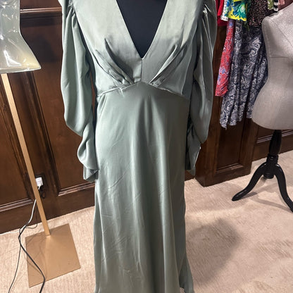 NWT SIZE XS/L Green Ruched Puff Sleeve Plunge Gown