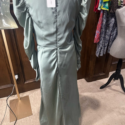 NWT SIZE XS/L Green Ruched Puff Sleeve Plunge Gown