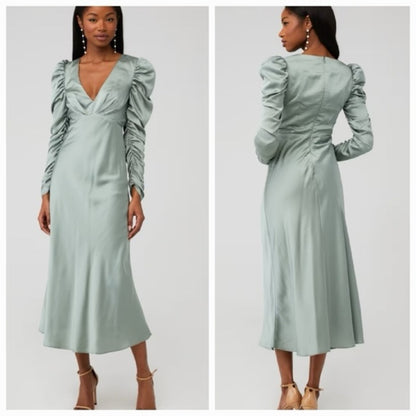 NWT SIZE XS/L Green Ruched Puff Sleeve Plunge Gown