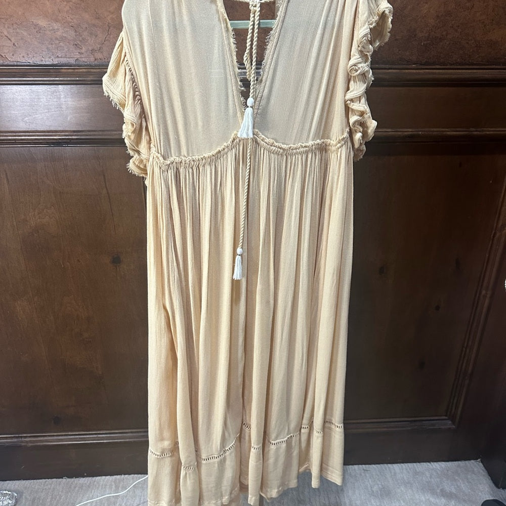 SIZE S Free People Yellow Resort Sundress w/Plunge Neckline, Flutter Sleeves