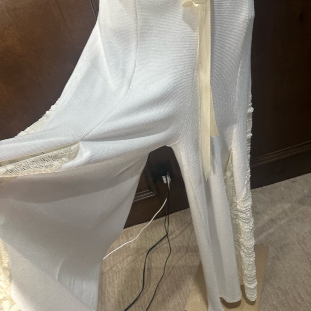 NWOT SIZE L POL Cream Wide Leg Lace Panel pants.