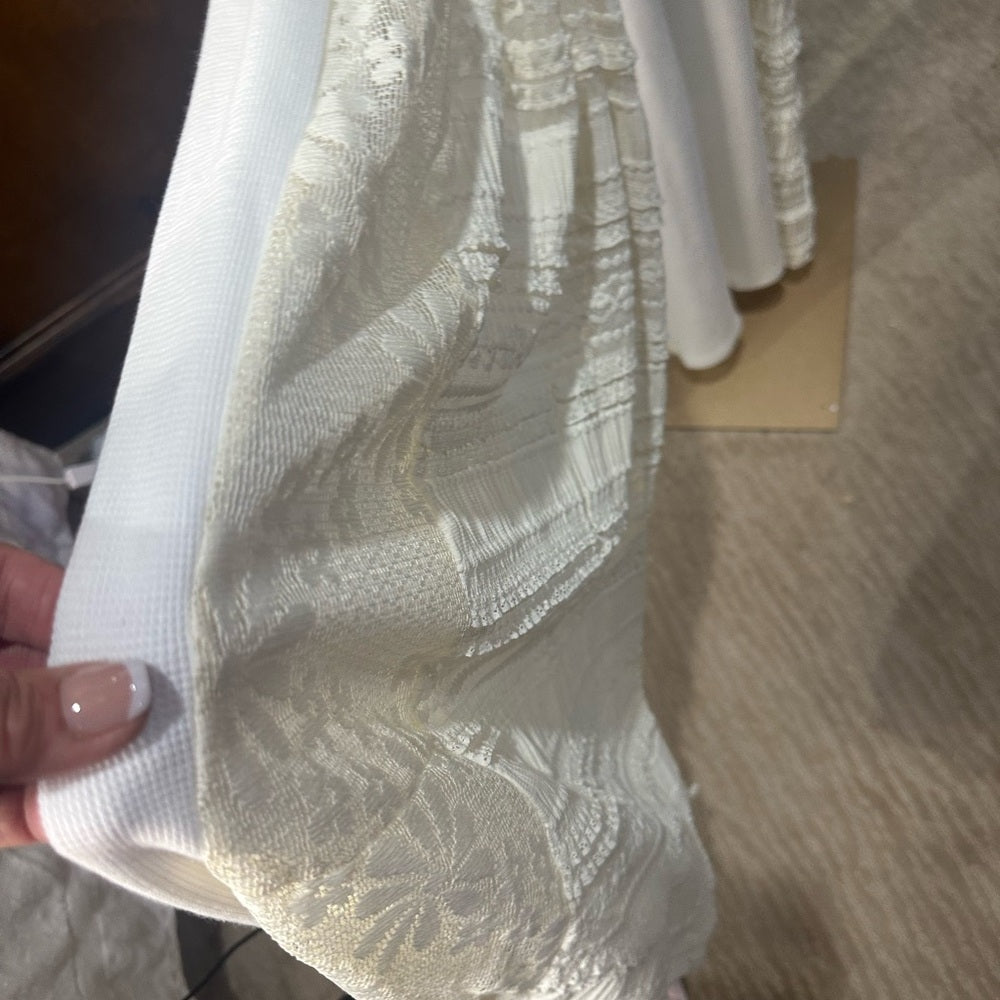 NWOT SIZE L POL Cream Wide Leg Lace Panel pants.