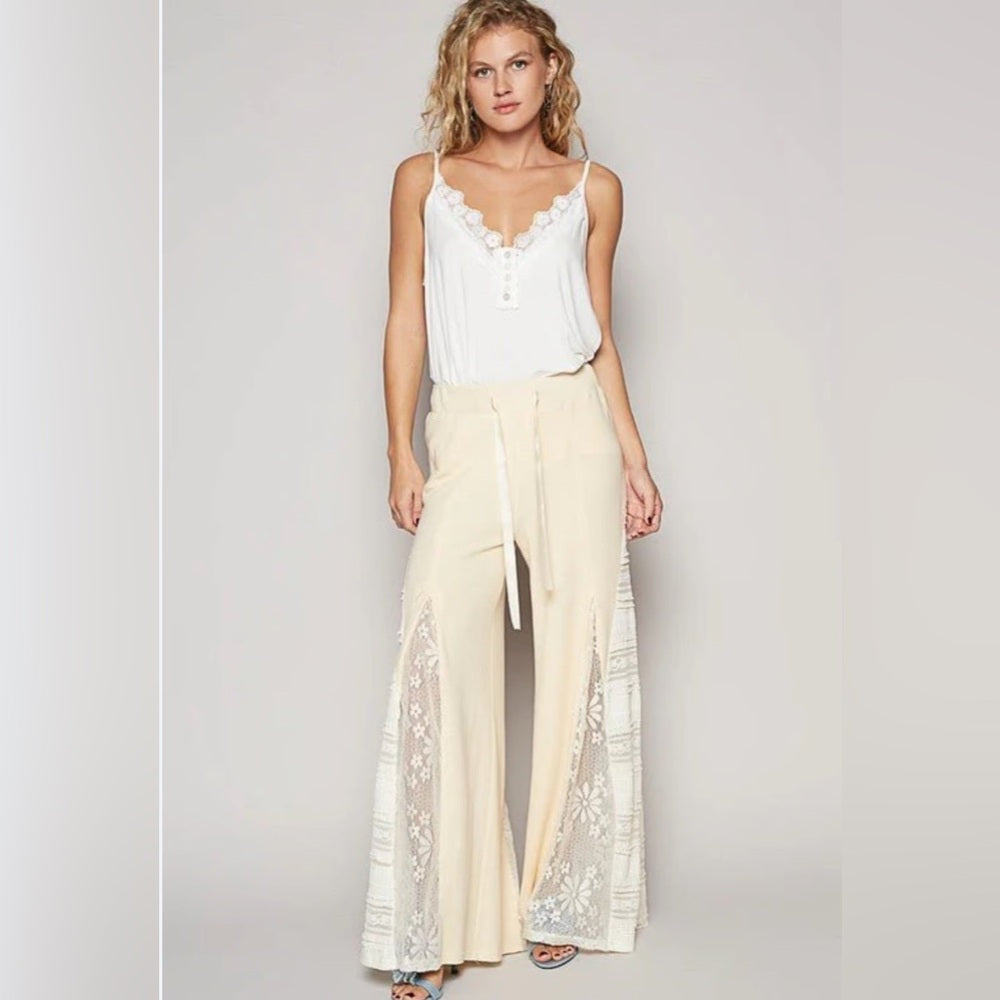 NWOT SIZE L POL Cream Wide Leg Lace Panel pants.