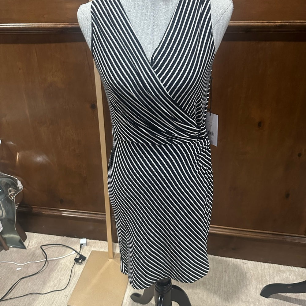 NWT SIZE M Bailey 44 Monochrome Striped Midi Dress