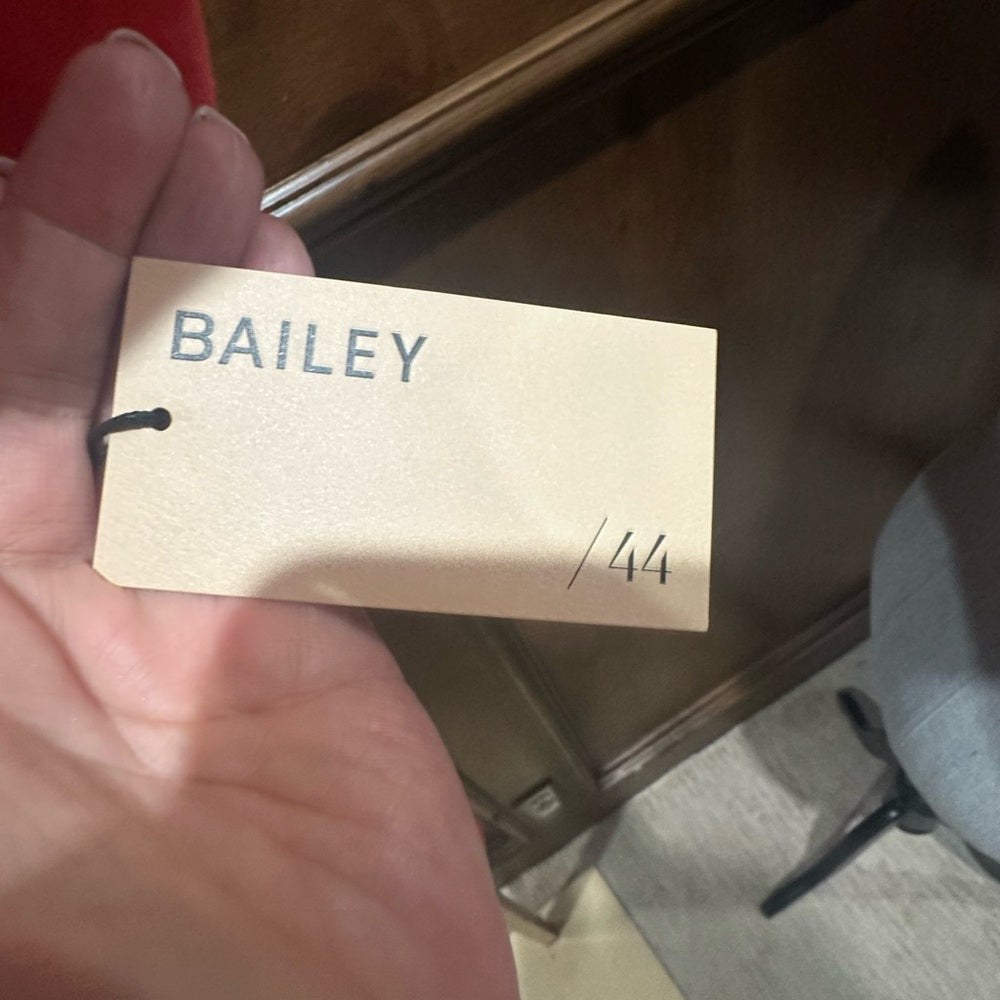 NWT SIZE S Bailey 44 Coral and White Muscle Tees