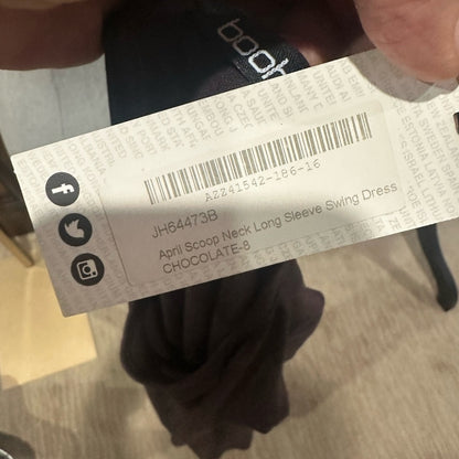 NWT SIZE 4 Boohoo Long Sleeve Dress in Charcoal