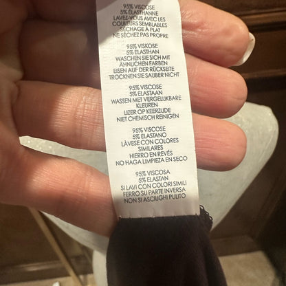 NWT SIZE 4 Boohoo Long Sleeve Dress in Charcoal