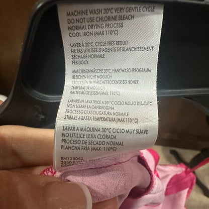 NWT SIZE S Elegant Floral Blouse with Twist Front