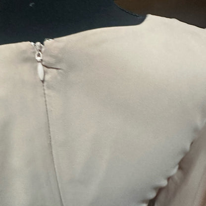 NWT SIZE S Boohoo Blush V-Neck Long Sleeve Dress