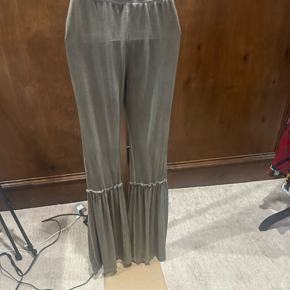 NWOT SIZE S POL Women's Flared Leggings in Green.