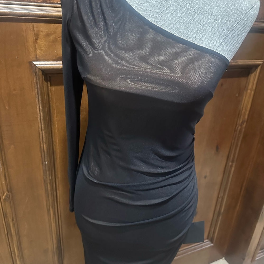 NWT SIZE S Lulu's Elegant Black One-Shoulder Dress