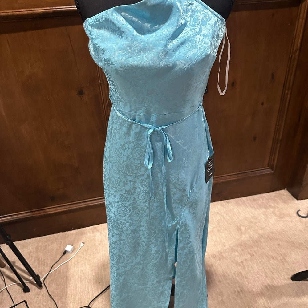 NWT SIZE S Lulu's Strapless Blue Satin Dress