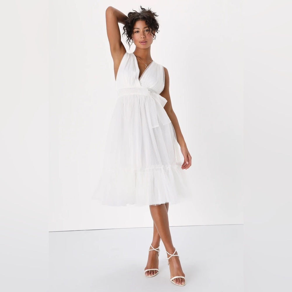 NWT SIZE XS Lulu's Elegant White Midi Dress