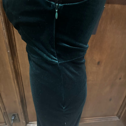 NWT SIZE XS Lulu's One-Shoulder Deep Green Velvet Dress