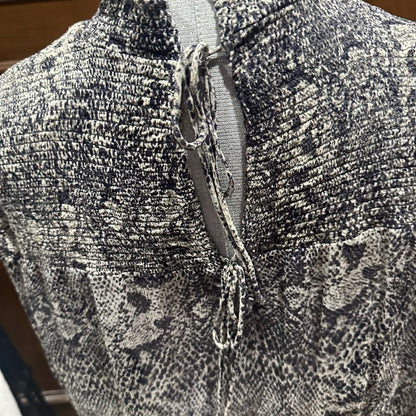 NWOT SIZE XS/L Free People Black and Gray Patterned Blouse