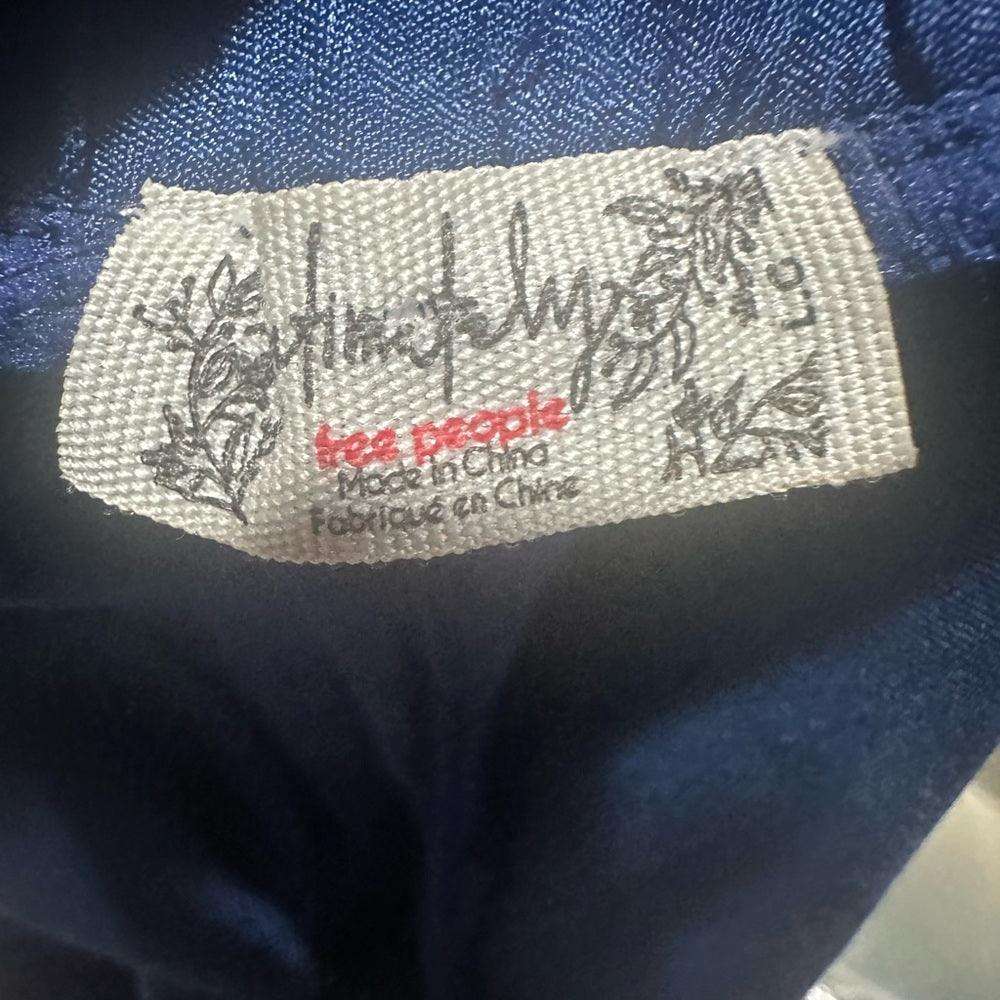 NWT SIZE L Free People Navy Lace Pajama Shorts