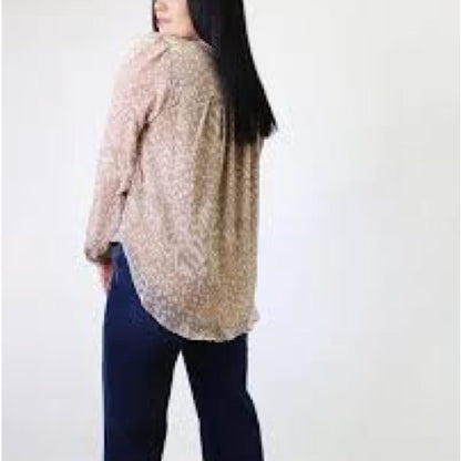 NWOT SIZE M Together Taupe Printed Blouse