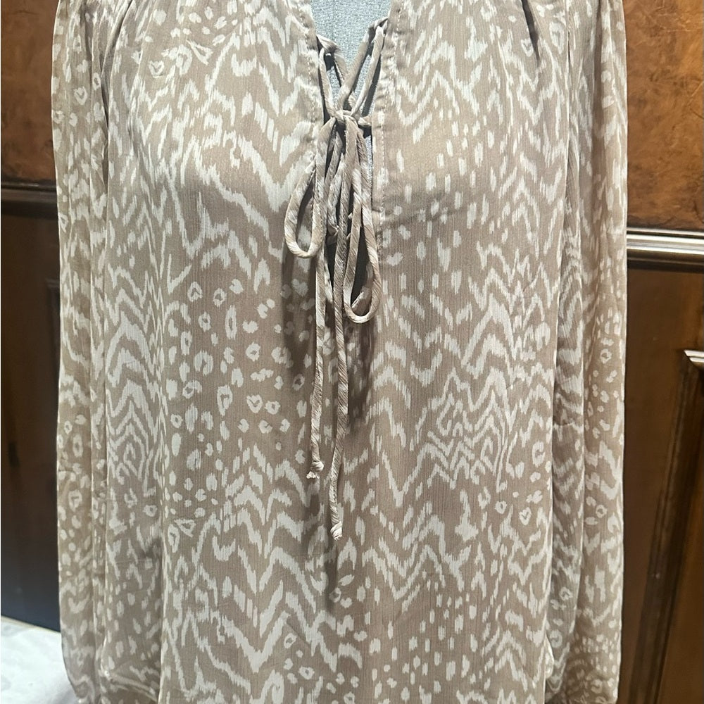 NWOT SIZE M Together Taupe Printed Blouse