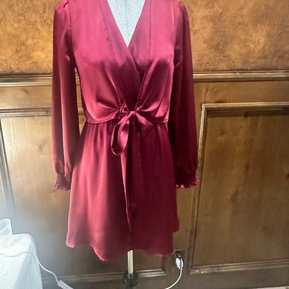SIZE XS Heartloom Burgundy Long Sleeve Dress