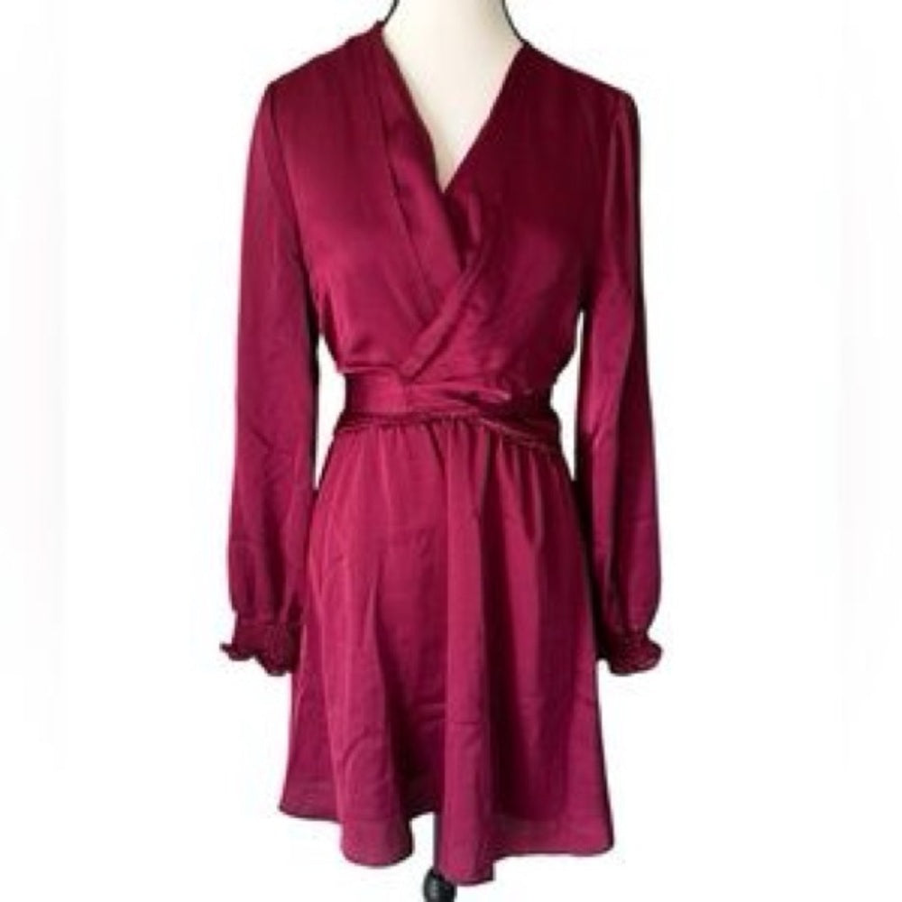 SIZE XS Heartloom Burgundy Long Sleeve Dress