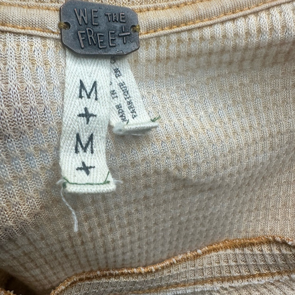 NWOT SIZE M We The Free Beige Button-Front Blouse