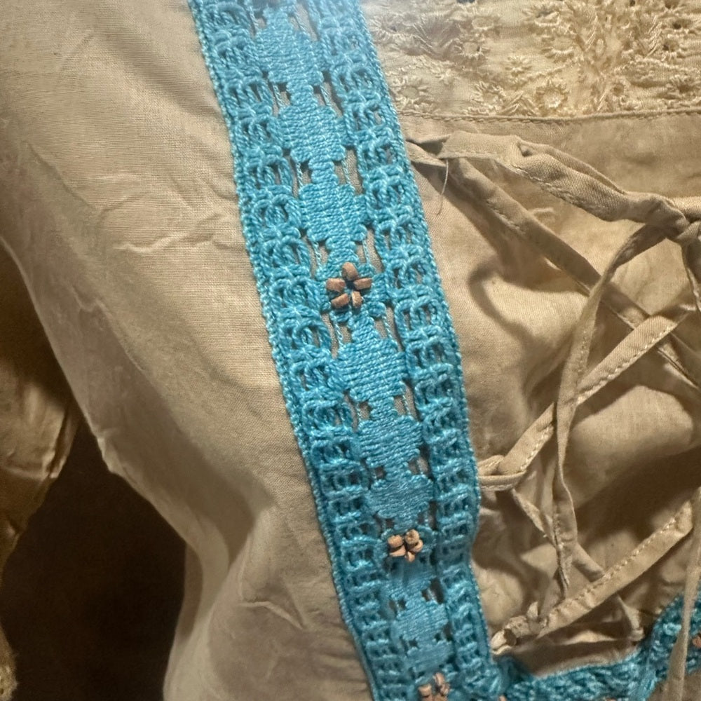 NWT SIZE S Elegant Beige Tunic with Blue Accents