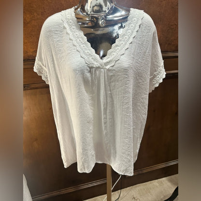 SIZE XL Counterparts White Blouse with Lace Trim