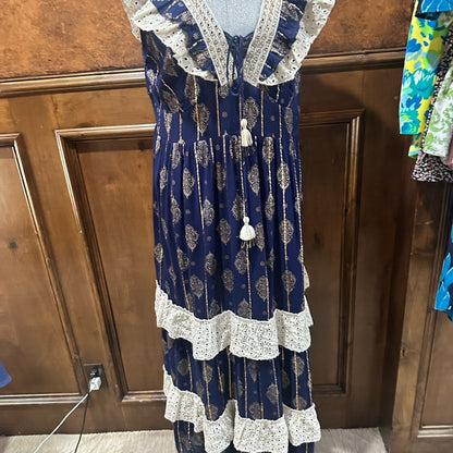 NWT size 1X/2X Chic Navy and Cream Maxi Dress