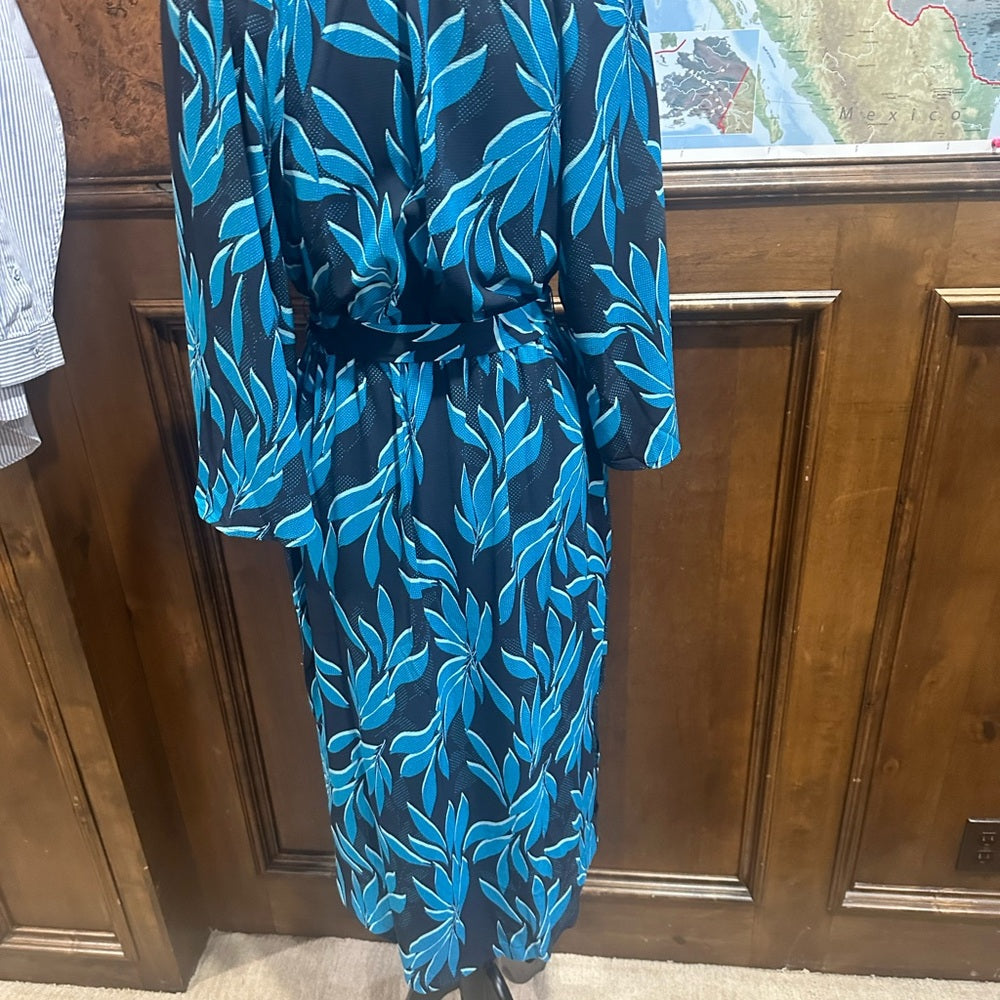 NWT SIZE S G by Giuliana Leaf Print Midi Dress